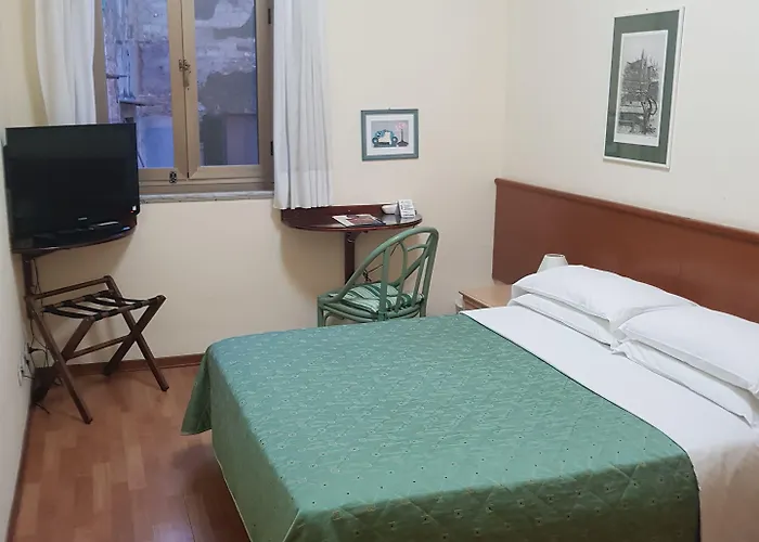 Готель Duomo 3*